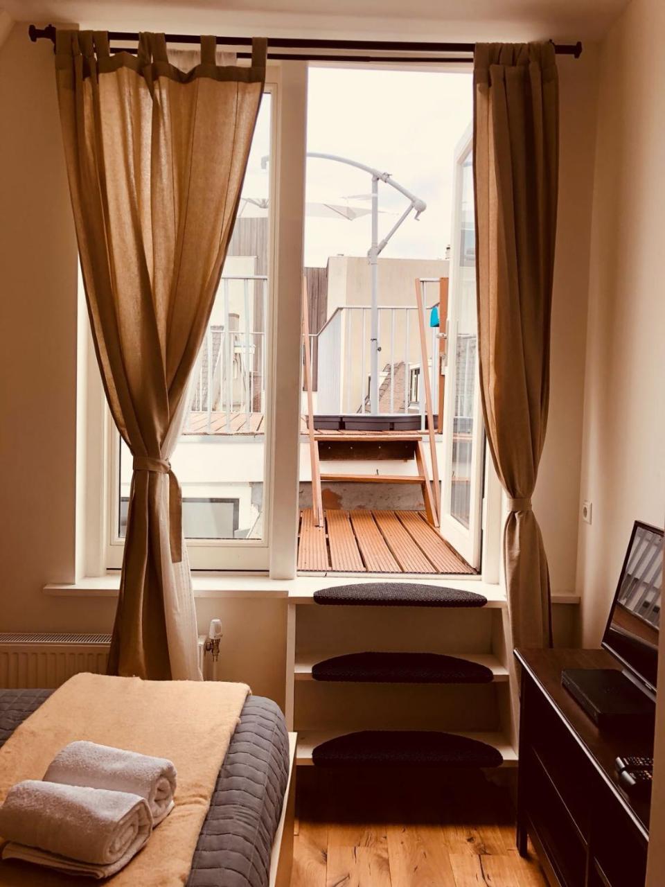 Bed and Breakfast A'Dam Rooftop Lux Amsterdam Exterior foto